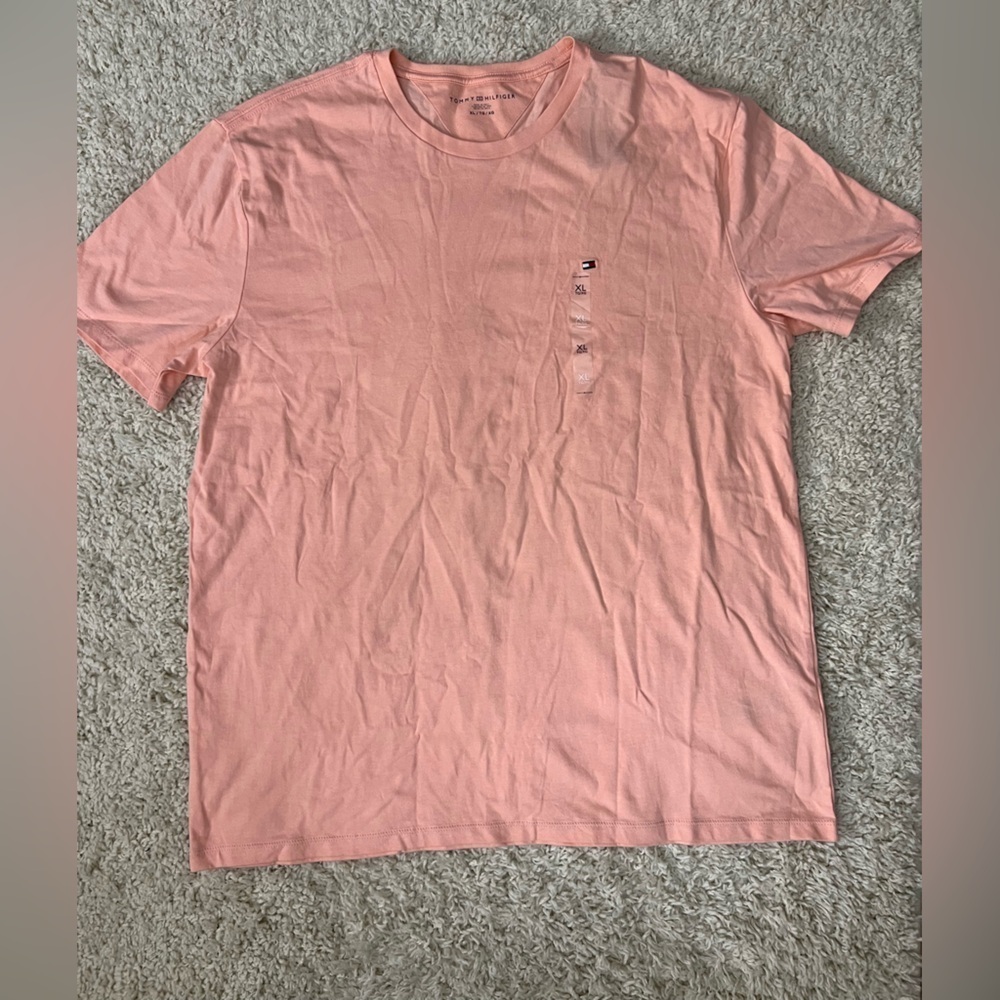Men’s XL Tommy Hilfiger Short Sleeve Tee NWT